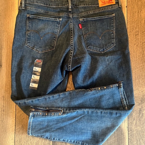👖♥️NWT Levi Stauss & Co Blue Jeans/Adjustable Zipper at the Leg Bottom Size 32 - Picture 9 of 9